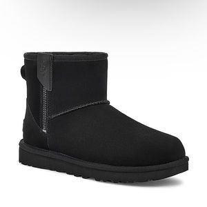 UGG Classic Mini Bailey Zip